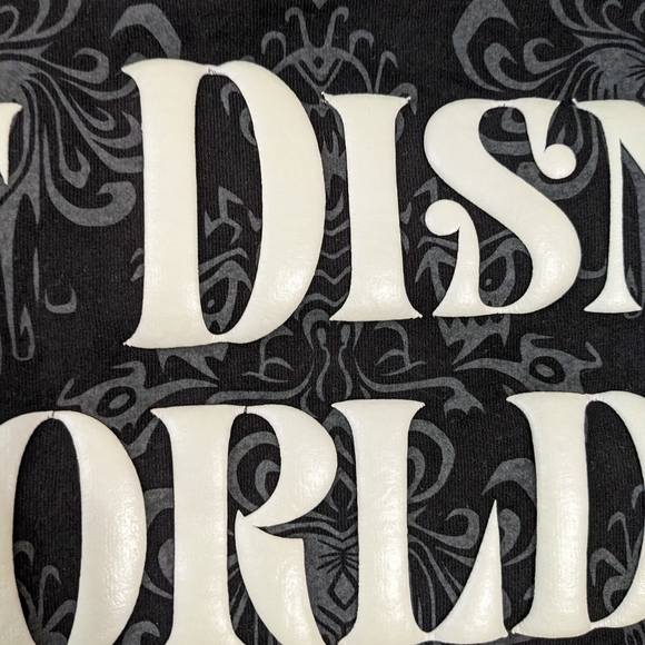 Walt Disney World Spirit Jersey The Haunted Mansion Glow In The Dark Adult Small - Picture 7 of 16